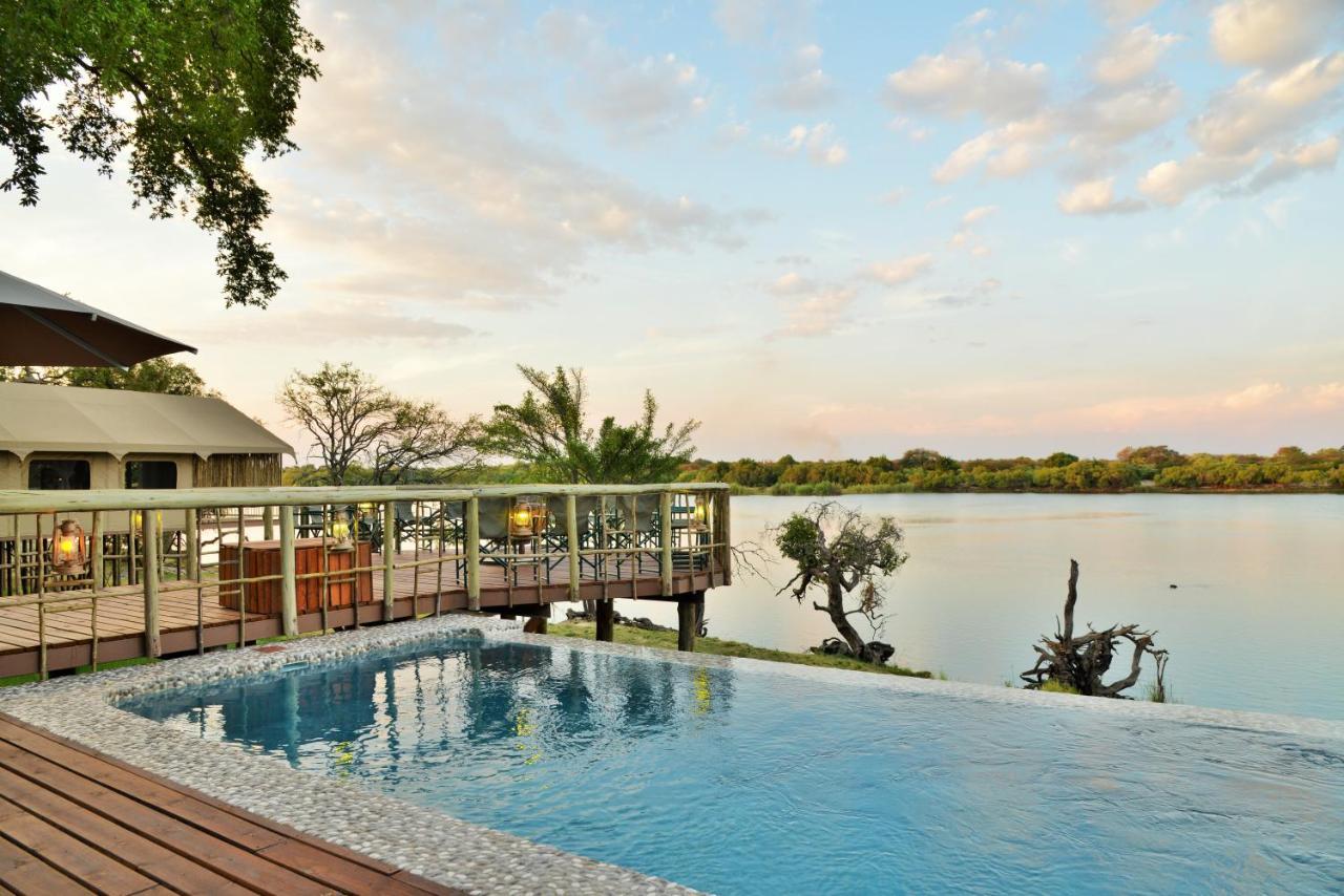 Jackalberry Chobe Hotel Kasane Exterior photo